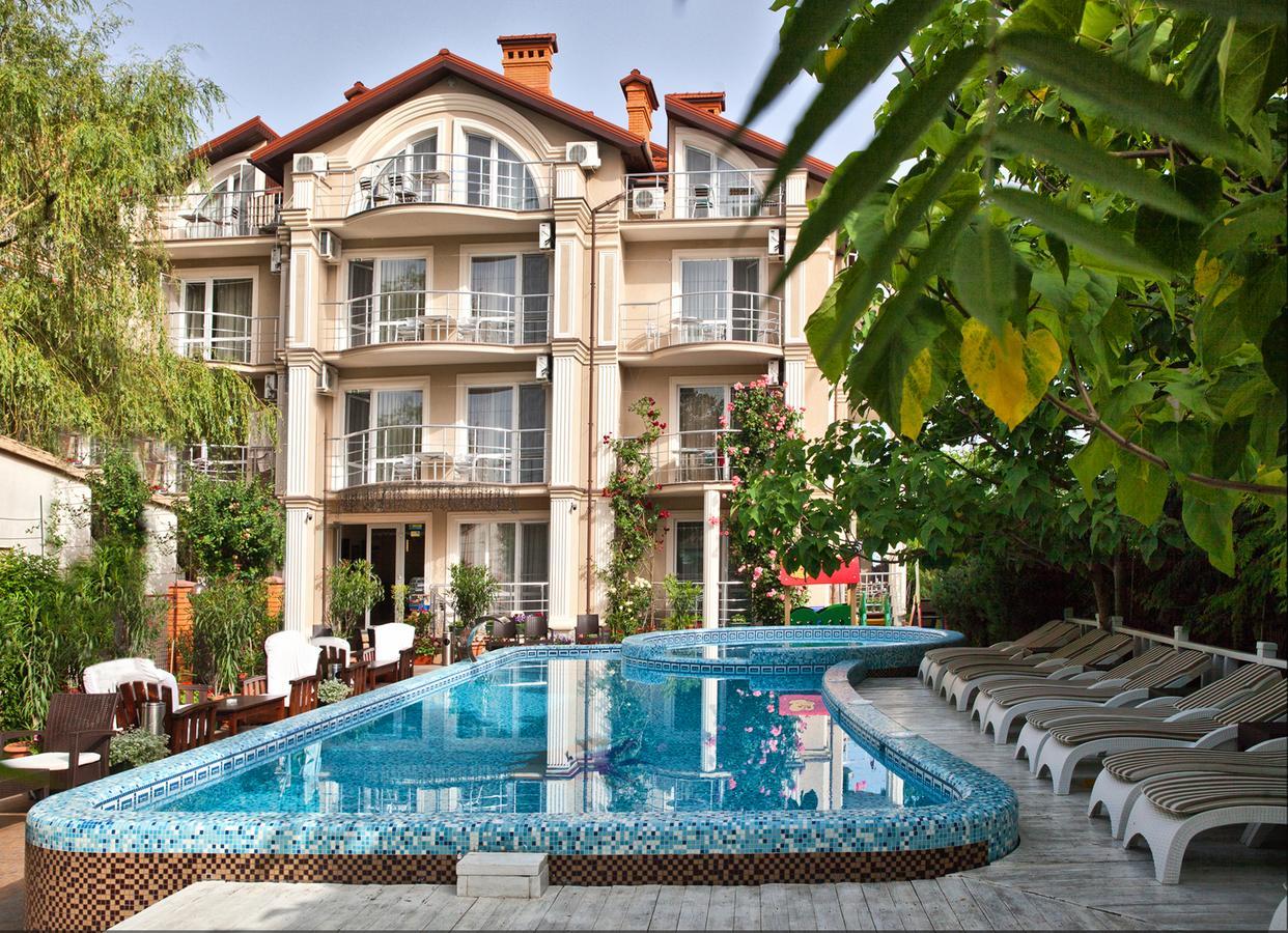 Pharaon De Lux Hotel Zatoka Exterior foto